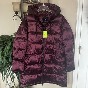 Brand New Sam Edelman Hooded Funnel Zippered Puffer Coat Jacket Burgundy Sheen